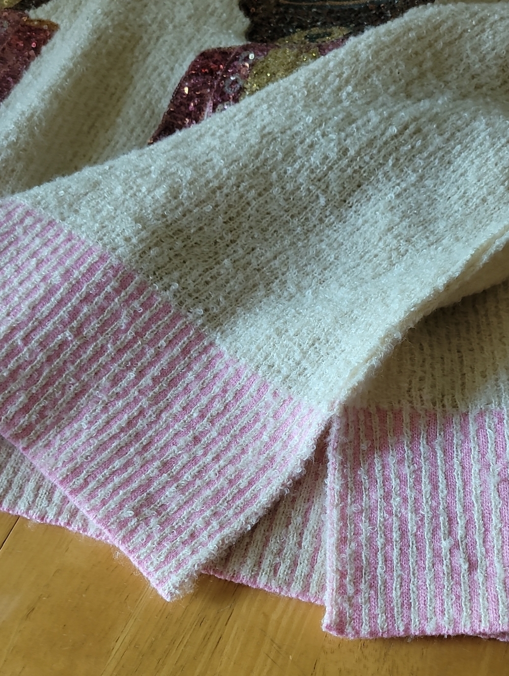 Beary Merry Oversized Sweater - Picture 15 of 15